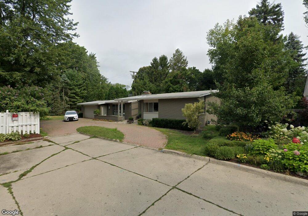 74 Moran Rd, Grosse Pointe Farms, MI 48236 - photo 1