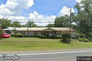 905 Miller Ave, Broxton, GA 31519