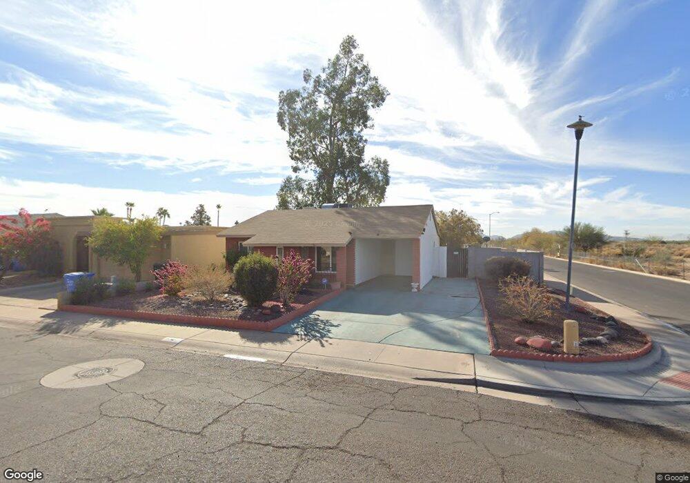 301 E Wickieup Ln, Phoenix, AZ 85024 - photo 1