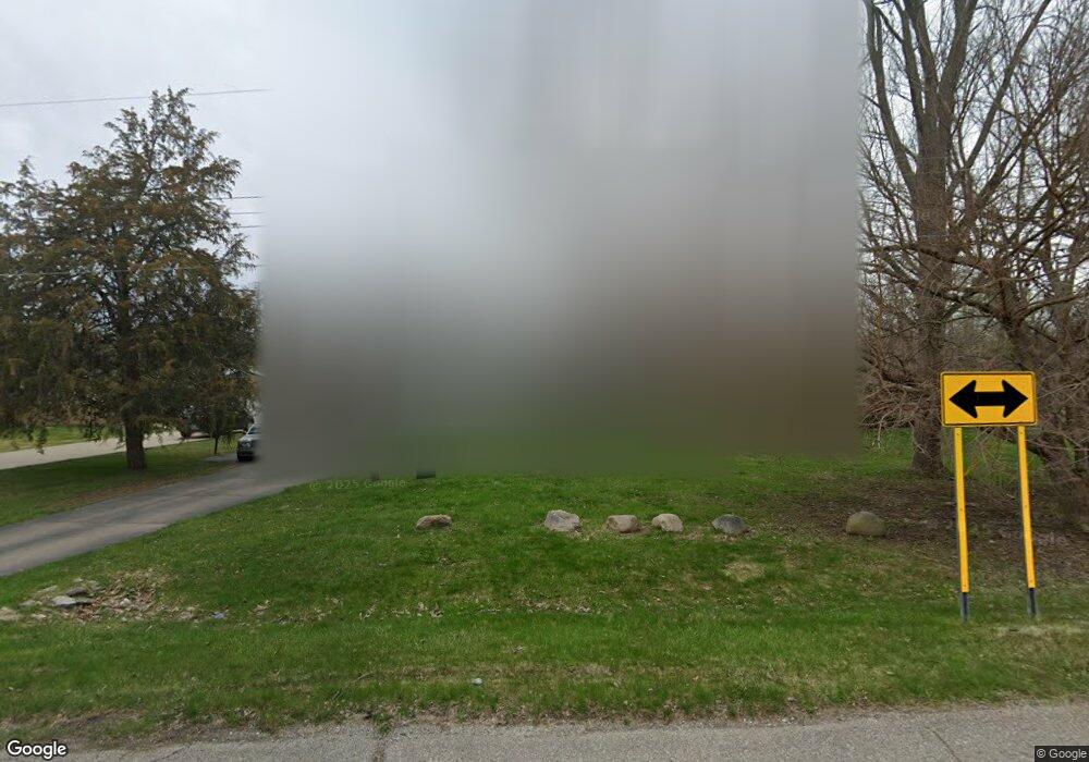 5003 Cedardale Ln, Flushing, MI 48433 - photo 1