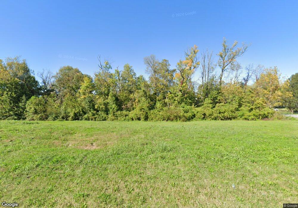 7013 E Manslick Rd, Louisville, KY 40228 - photo 1