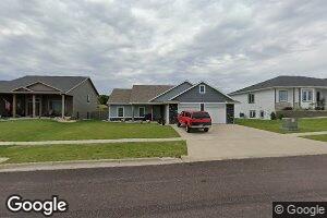 1403 Oak Creek Rd, Dell Rapids, SD 57022