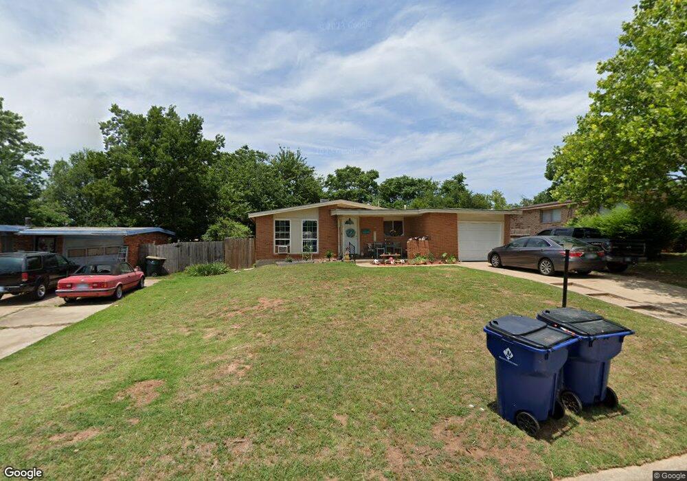 133 Lakewood Blvd, Duncan, OK 73533 - photo 1