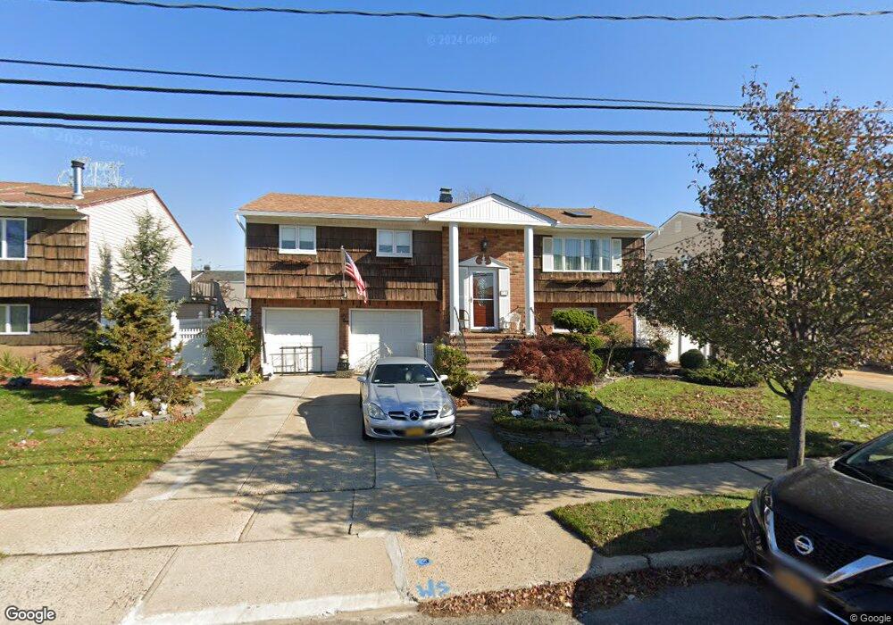 75 Jamaica Ave, Island Park, NY 11558 - photo 1
