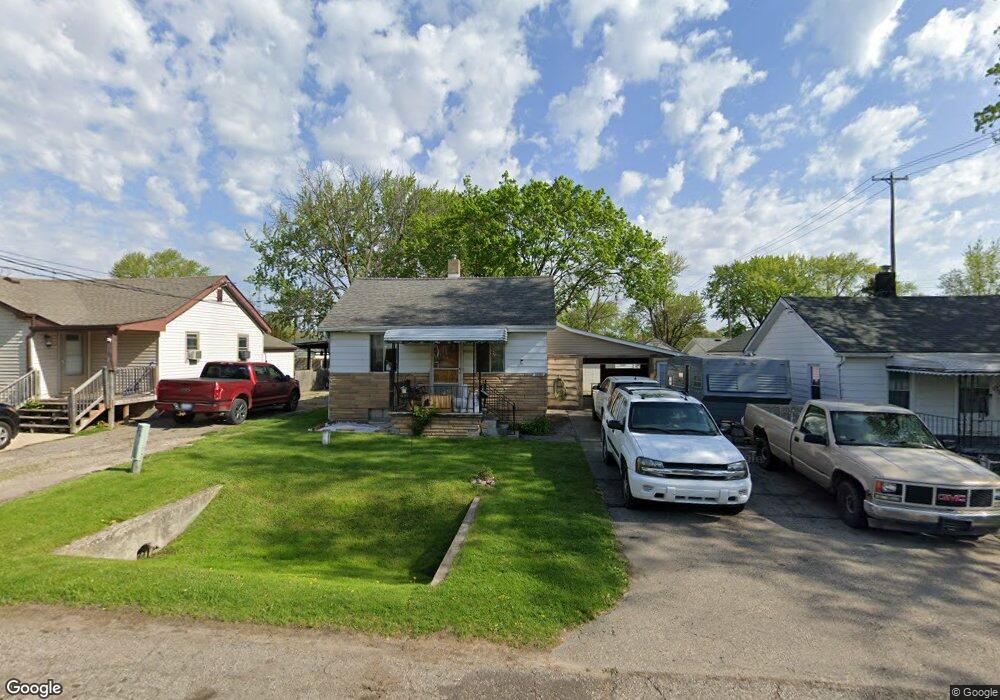 1102 W Bergin Ave, Flint, MI 48507 - photo 1