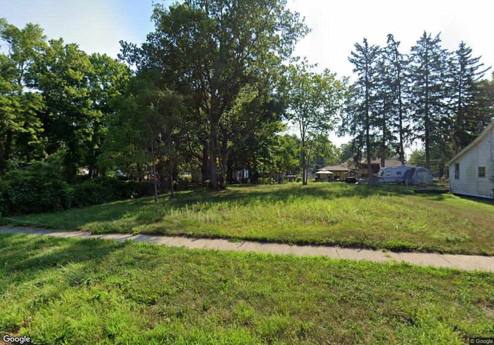 1009 N 6th St, Niles, MI 49120 - photo 1