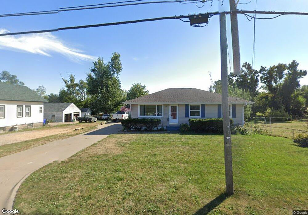 2009 Wilson Ave SW, Cedar Rapids, IA 52404 - photo 1