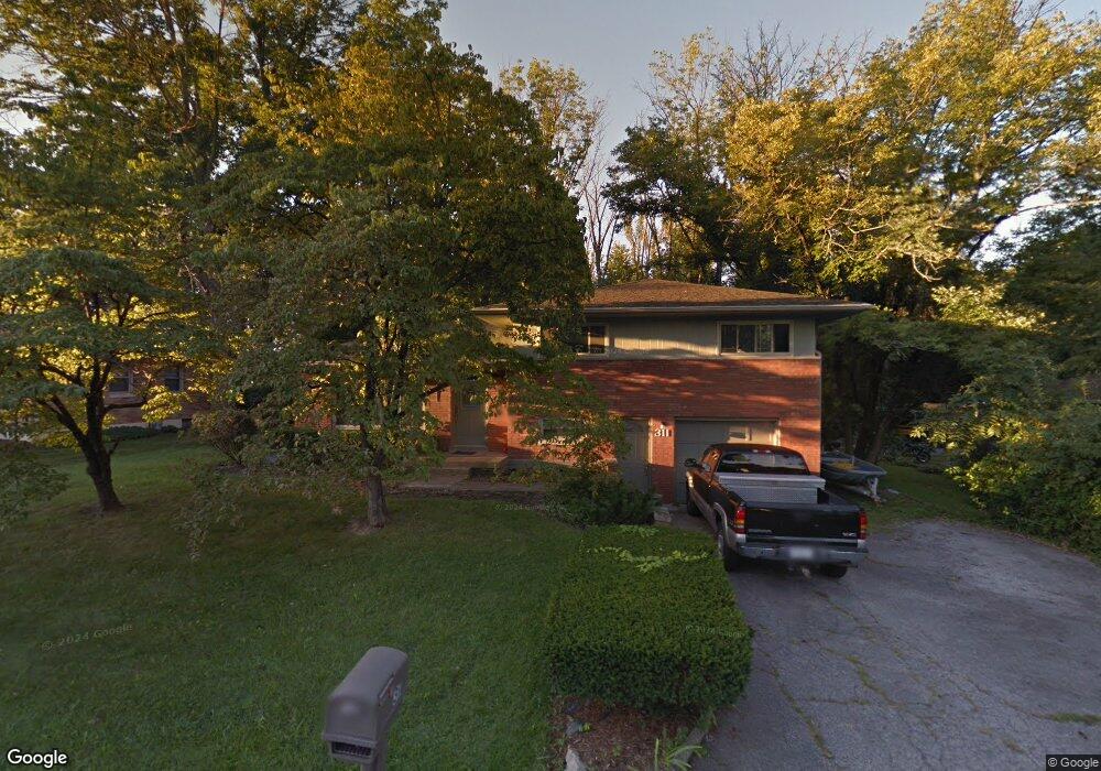 311 Mcconnell Dr, New Albany, IN 47150 - photo 1