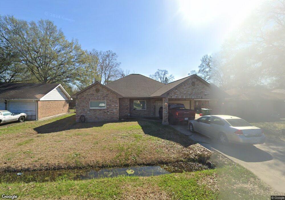 810 Hohl St, Houston, TX 77022 - photo 1