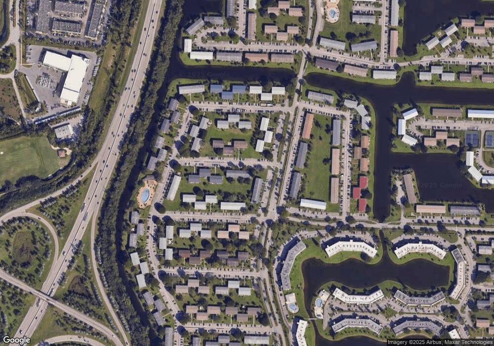 253 Camden K unit 253, West Palm Beach, FL 33417 - photo 1