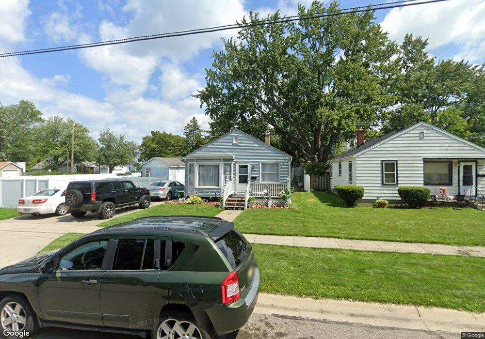 1808 23rd St, Port Huron, MI 48060 - photo 1