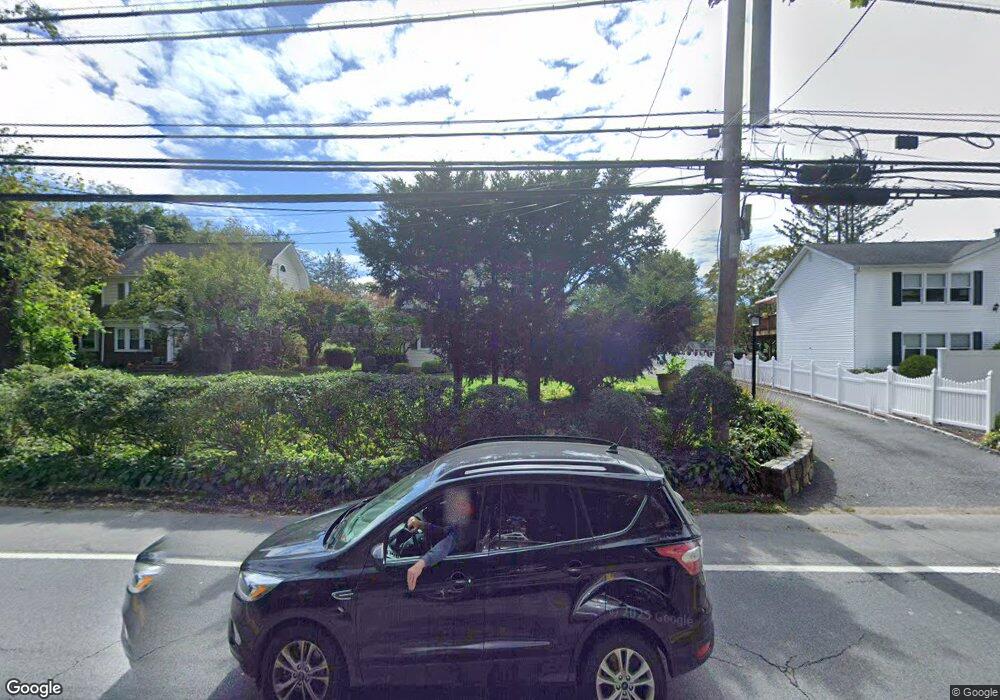 2107 Crompond Rd, Cortlandt Manor, NY 10567 - photo 1