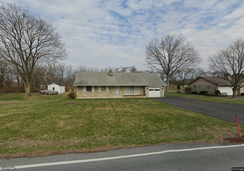 338 Snyder Rd, Reading, PA 19605 - photo 1