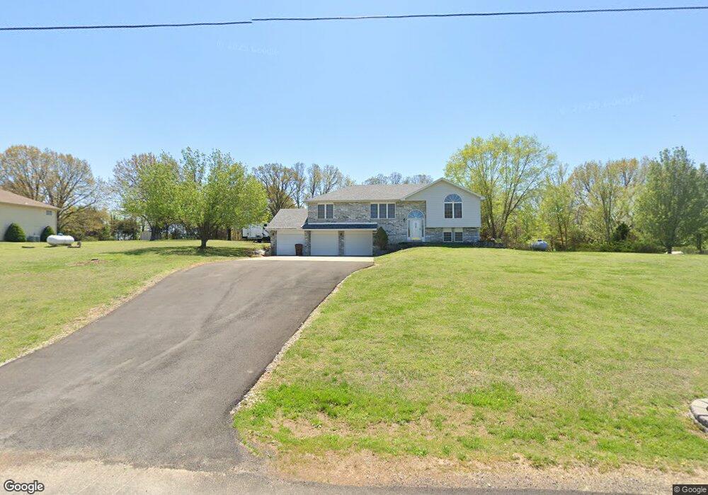 1608 W Emerald Oaks Dr, Nixa, MO 65714 - photo 1