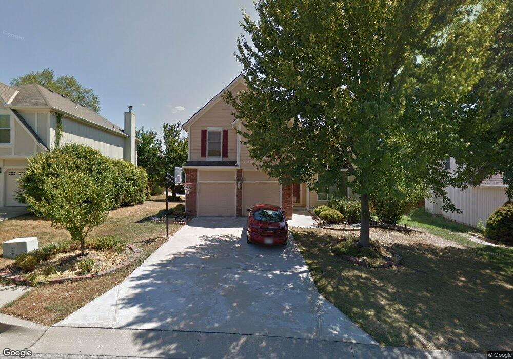 22021 W 48th St, Shawnee, KS 66226 - photo 1