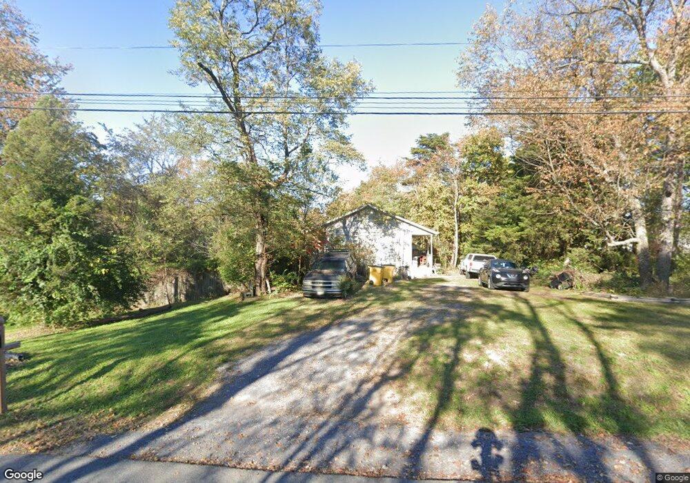 24 Freight Car Cir, Bunker Hill, WV 25413 - photo 1