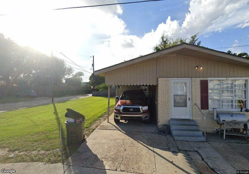 195 Ruth St, Houma, LA 70364 - photo 1