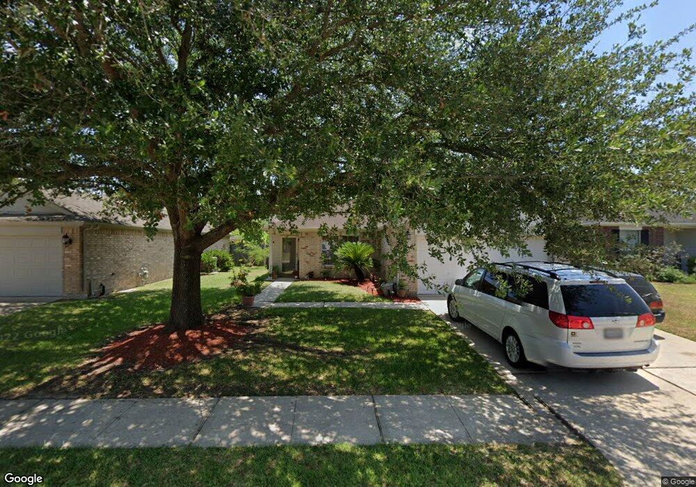 3017 Centennial Village Dr, Pearland, TX 77584 - photo 1