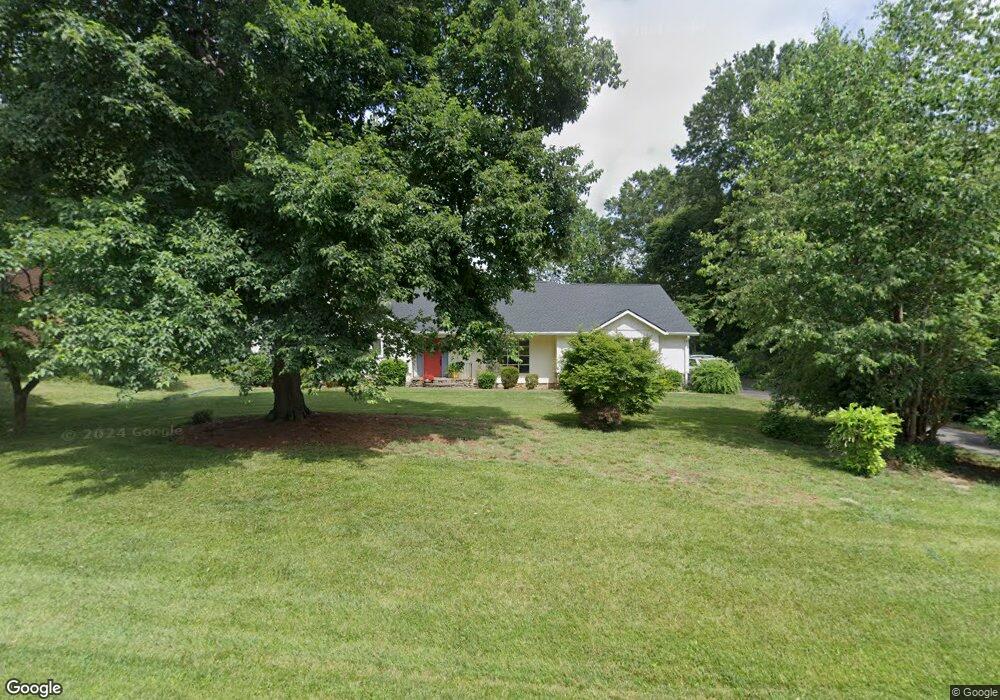 301 Wickersham Dr, Statesville, NC 28625 - photo 1