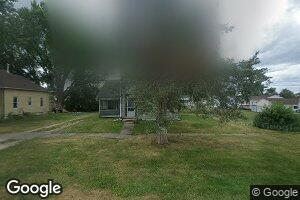 305 6th St, Durant, IA 52747