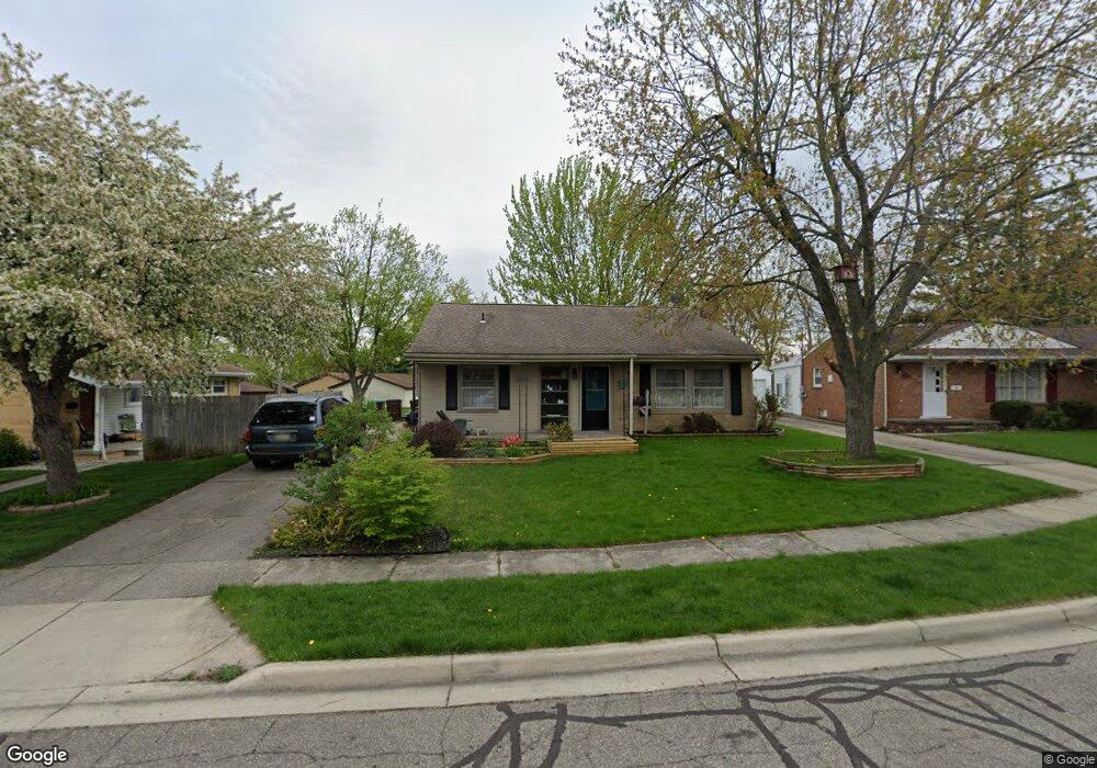 1355 Feeman Ct, Adrian, MI 49221 - photo 1