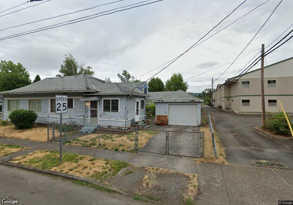 312 S Center St, Newberg, OR 97132 - photo 1