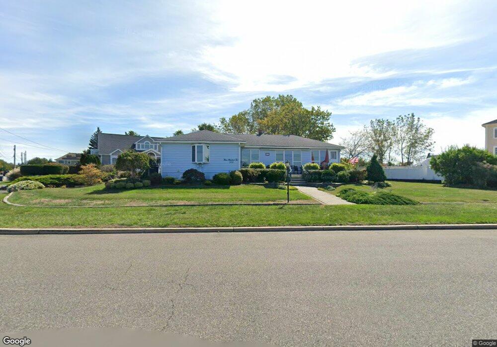 302 W Concourse, Neptune, NJ 07753 - photo 1