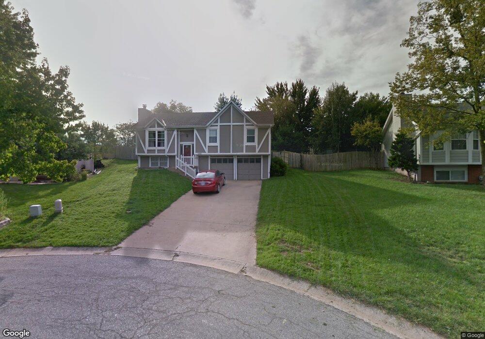 7913 Swarner Dr, Lenexa, KS 66219 - photo 1