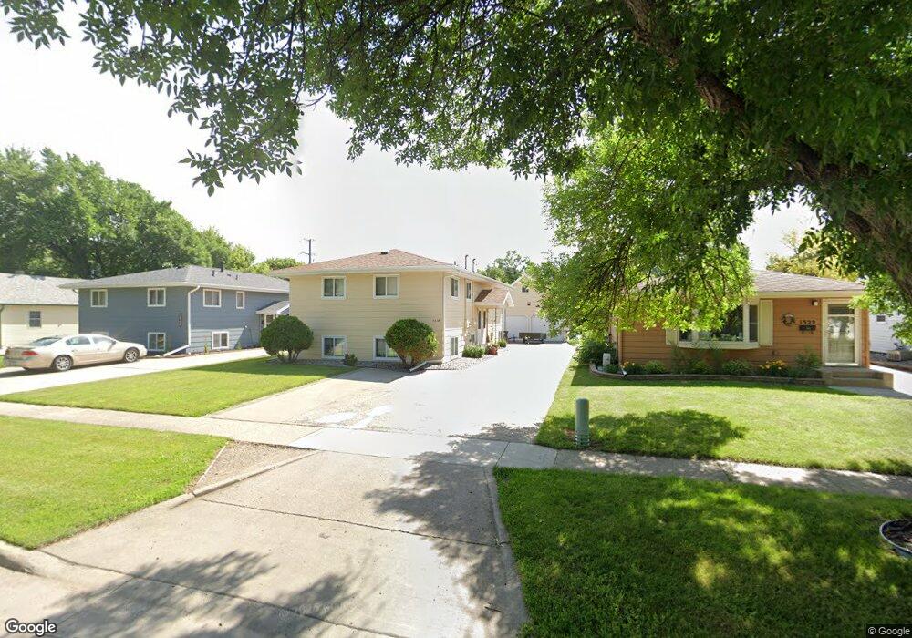 1318 17th St S, Fargo, ND 58103 - photo 1