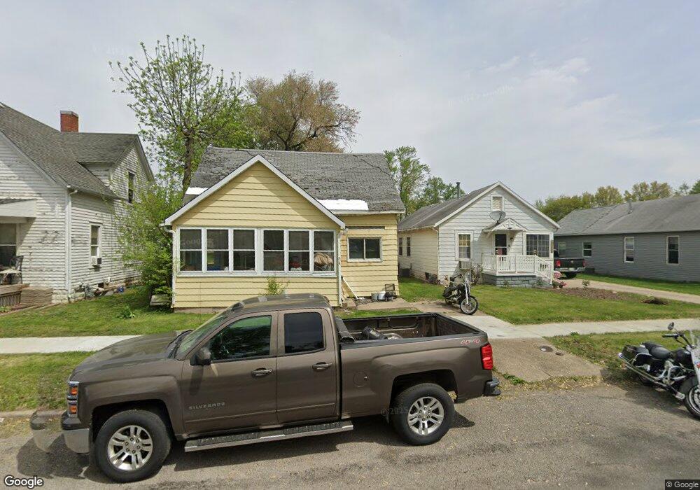 318 3rd St, Lincoln, IL 62656 - photo 1