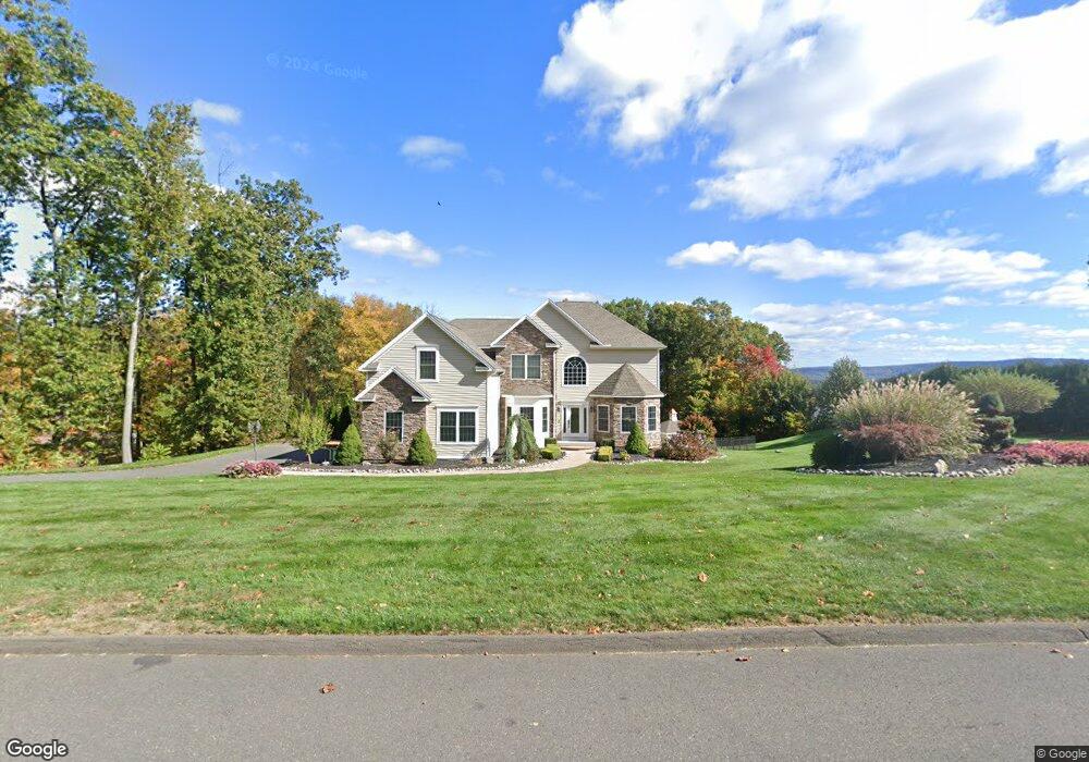 164 Laurelwood Dr, Plantsville, CT 06479 - photo 1