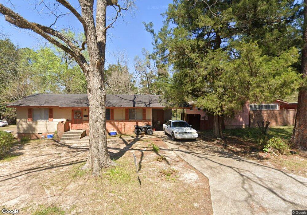 712 Seminary St, McComb, MS 39648 - photo 1