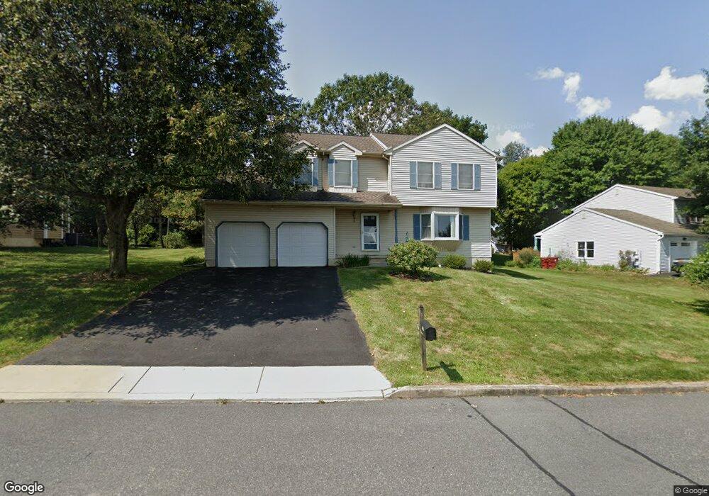 1614 Arrowwood Dr, Easton, PA 18040 - photo 1