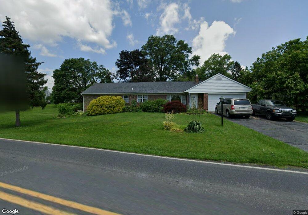 4051 W Saucon Valley Rd, Center Valley, PA 18034 - photo 1