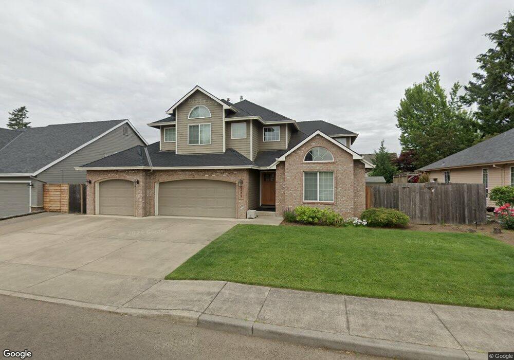 2073 N Vine St, Canby, OR 97013 - photo 1