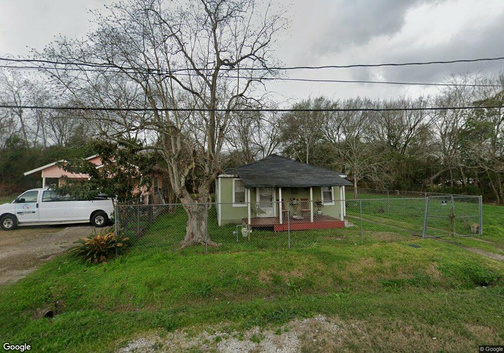 8421 Venus St, Houston, TX 77088 - photo 1