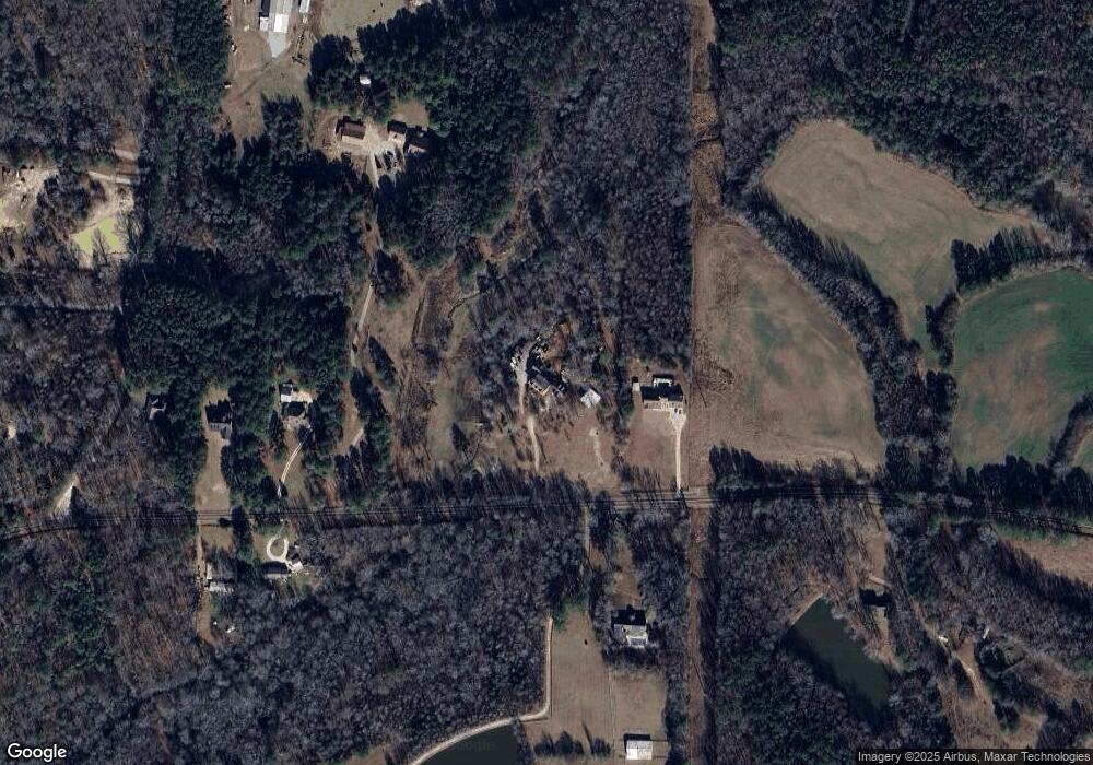 381 Kinney Lake Rd, Carrollton, GA 30116 - photo 1