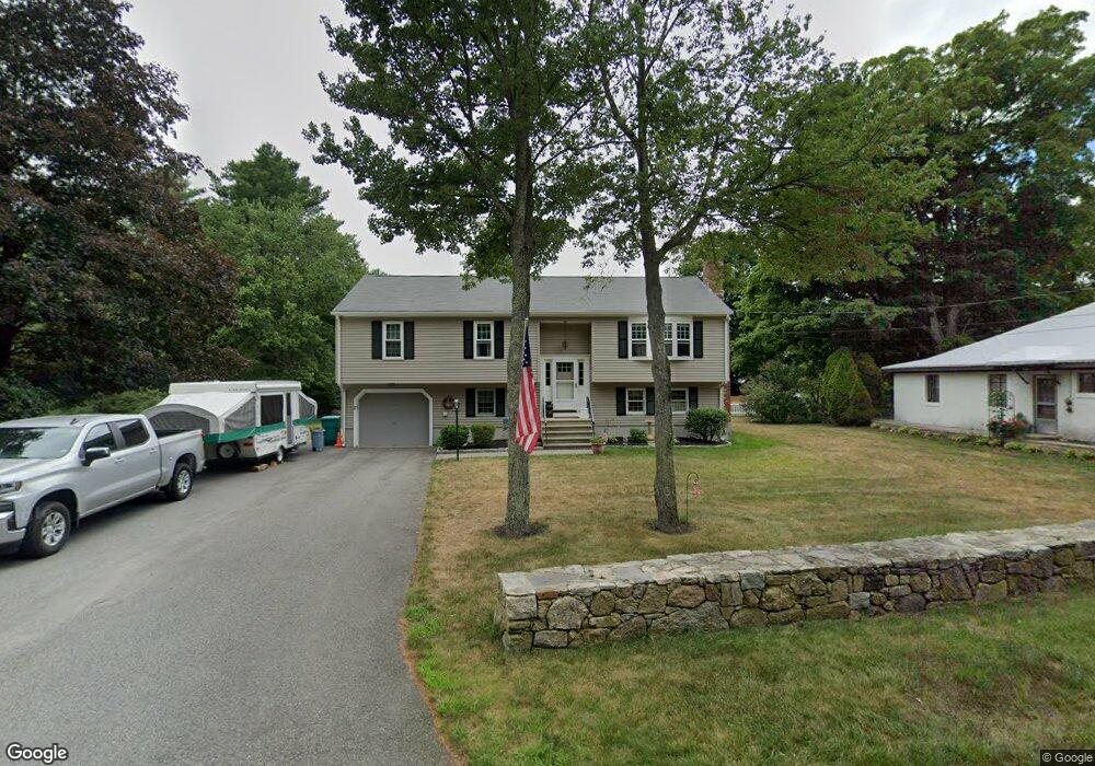 17 Warren Rd, Upton, MA 01568 - photo 1