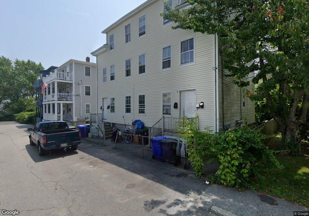 5 Siegel St unit 5 Siegel St Bristol, Bristol, RI 02809 - photo 1