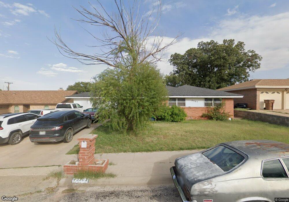 2303 Lynn Dr, Big Spring, TX 79720 - photo 1