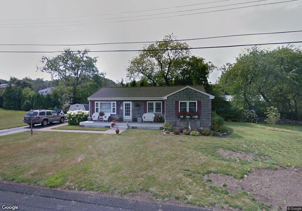 3 Winthrop Dr, Middletown, RI 02842 - photo 1