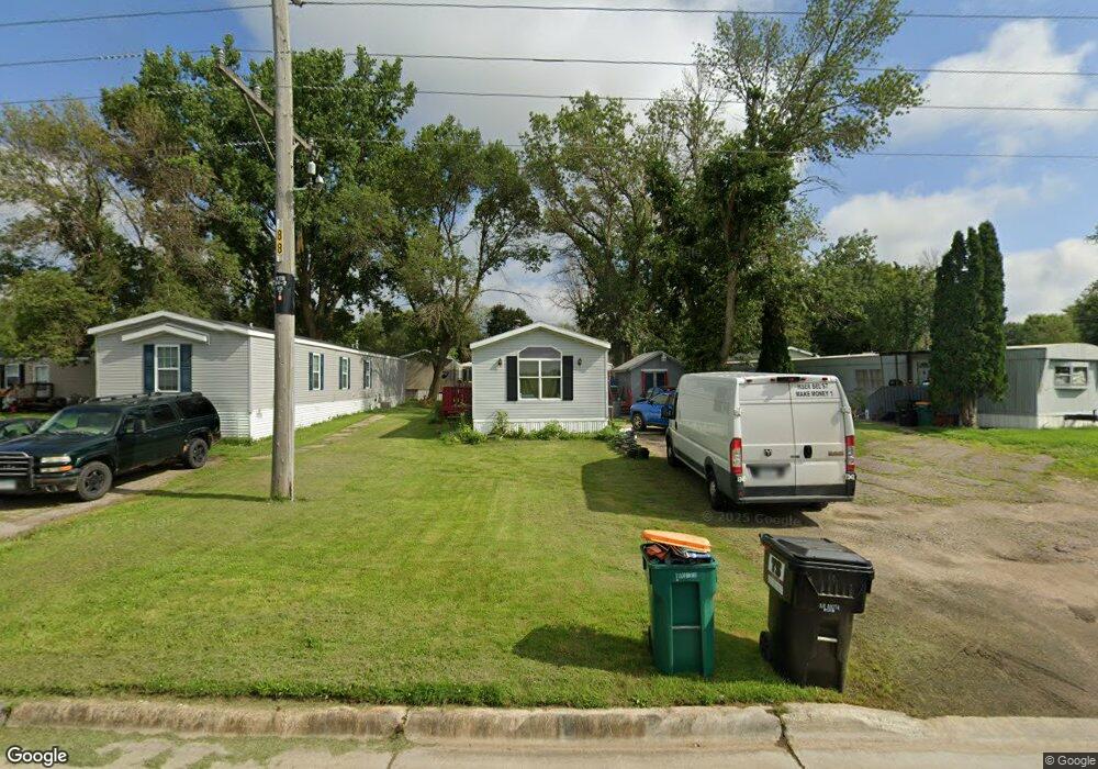 803 E 19th St, Albert Lea, MN 56007 - photo 1