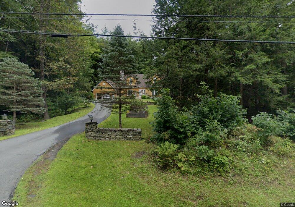 489 Willard Rd, Quechee, VT 05059 - photo 1