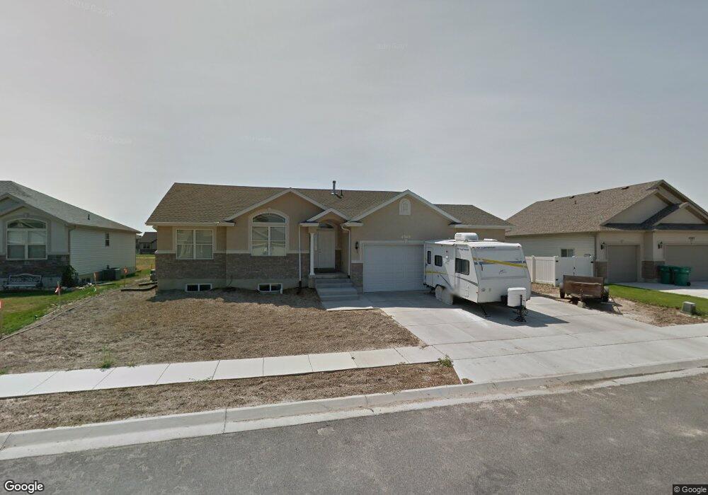 4569 W 5750 S, Hooper, UT 84315 - photo 1