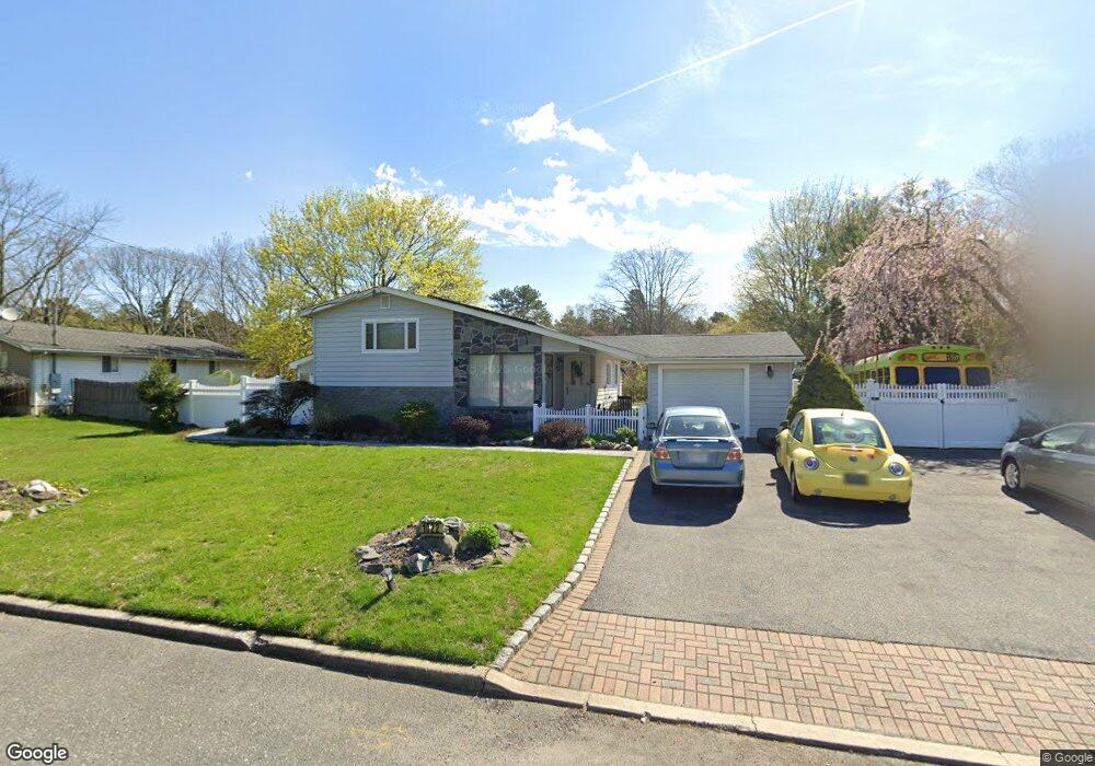 1022 Commack Rd, Dix Hills, NY 11746 - photo 1