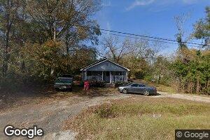 43 3rd Ave, McRae-helena, GA 31055
