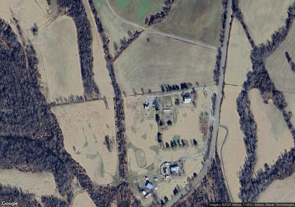 2 Belle Meade Ln, Sperryville, VA 22740 - photo 1