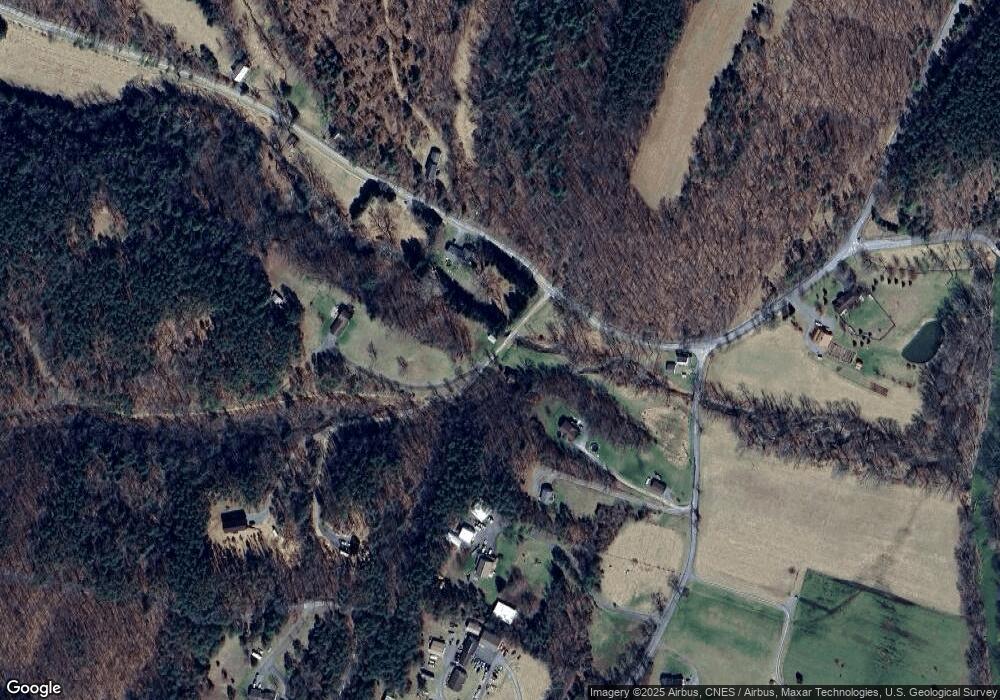 4 Obie Ln unit 38, Berkeley Springs, WV 25411 - photo 1