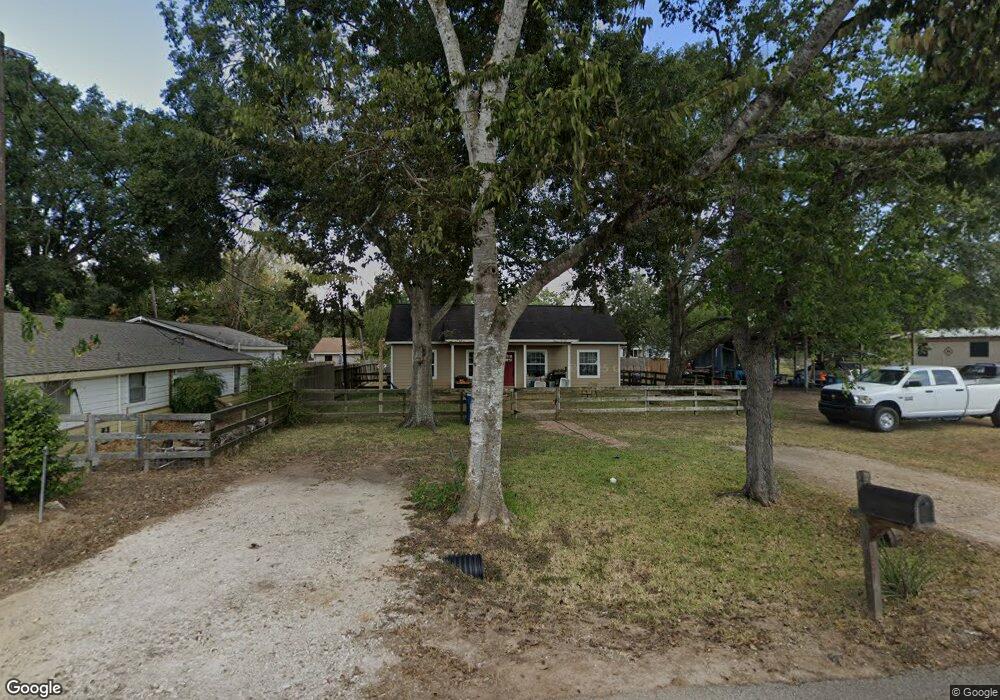 2510 Bois d Arc St, Waller, TX 77484 - photo 1