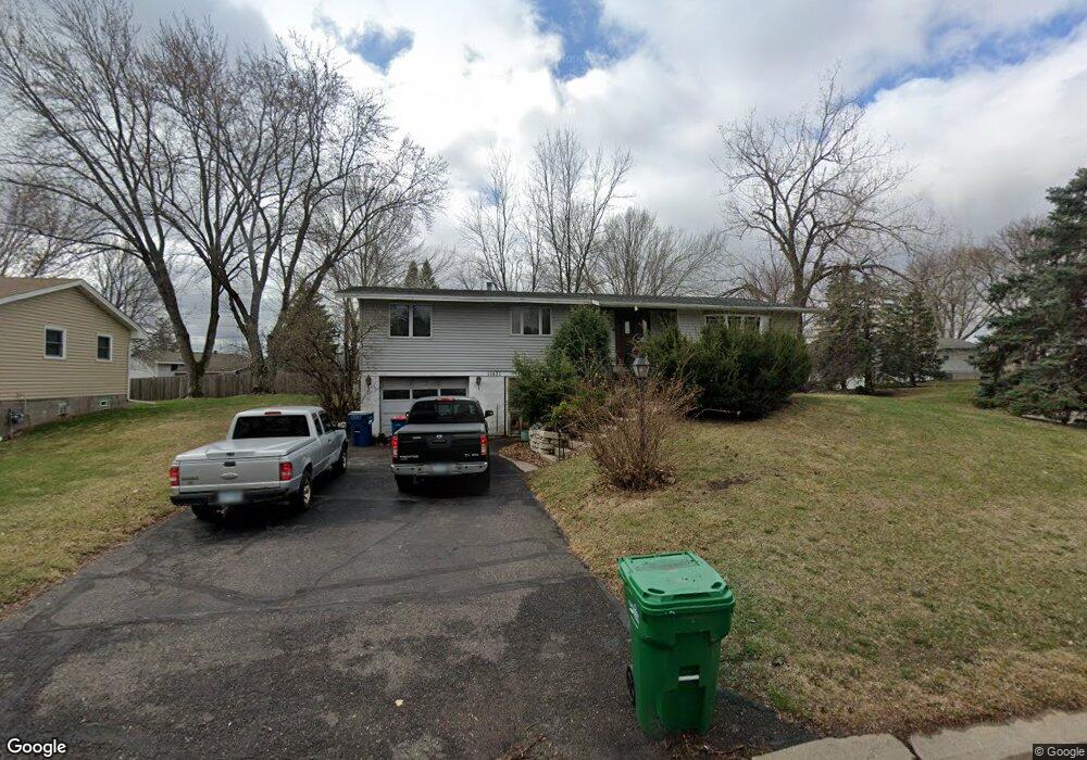 11431 97th Place N, Maple Grove, MN 55369 - photo 1